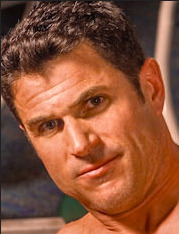 Aaron-Richards Capa
