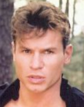 Anthony-Samdor Capa