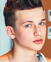 Bastian-Hart Capa