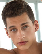 Benoit-Ulliel Capa