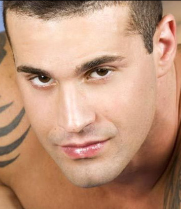 Brandon-James-(rb) Capa