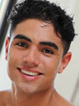 Max-Richie Capa