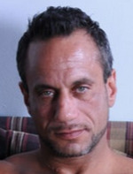 Maximillion-Kong Capa