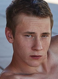 Rocky-(cf) Capa